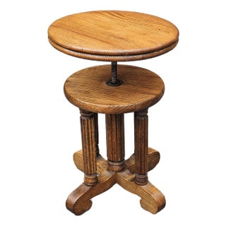 Late 19th Century Victorian Oak Adjustable Height Revolving Piano Stool For Sale