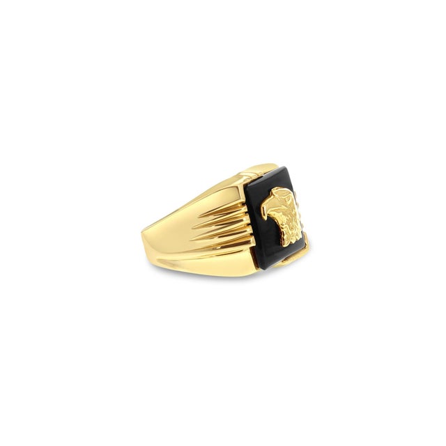 Contemporary Eagle Head Onyx Gold Ring 14k Yellow Gold, Size 7 For Sale - Image 3 of 5