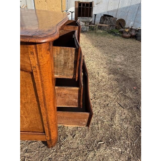 18th Century 18th Century French Louis XV Solid Walnut Chest of Drawer / Commodes For Sale - Image 5 of 18