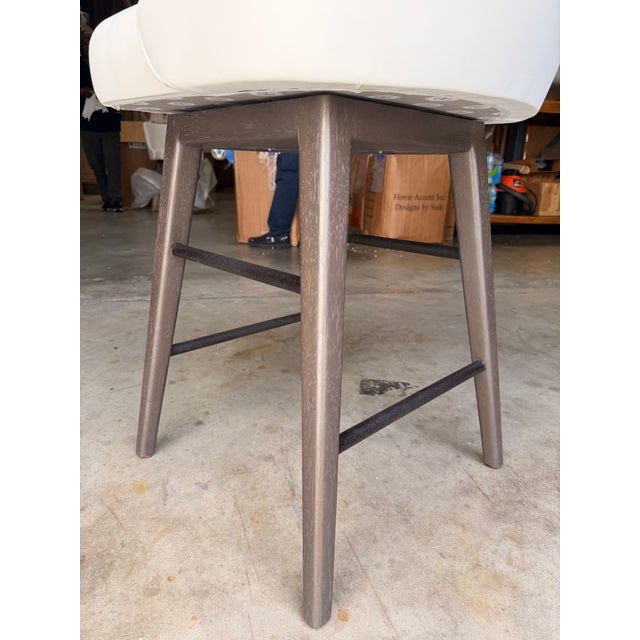 Early 21st Century Adriana Hoyos White Leather Swivel Counter Stool For Sale - Image 5 of 7