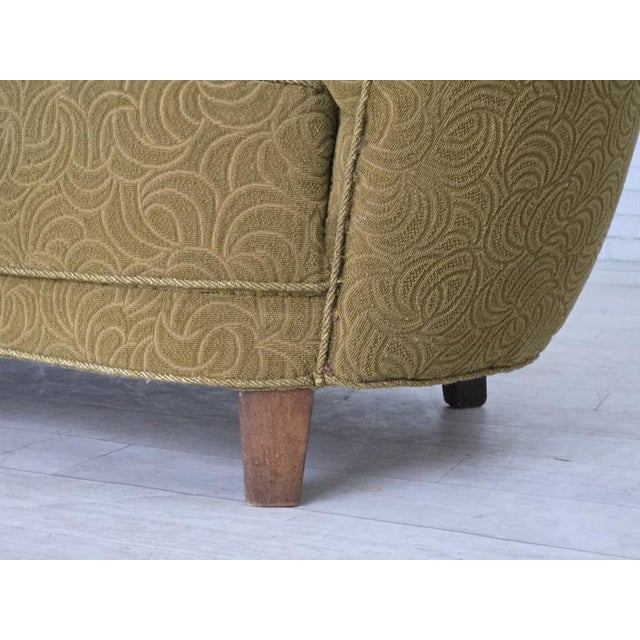 1960s Danish 2-Seater Banana Sofa in Velour and Beech, 1960s For Sale - Image 5 of 18