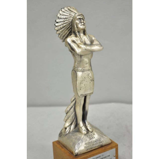 Vintage 1960s Popai Oma Store Display Award Trophy Native American Chief Figure For Sale - Image 10 of 15