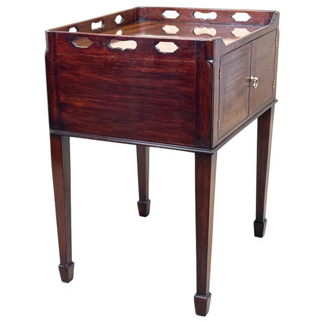 Brown 18th Century Georgian Mahogany Night Table, 1770s For Sale - Image 8 of 12