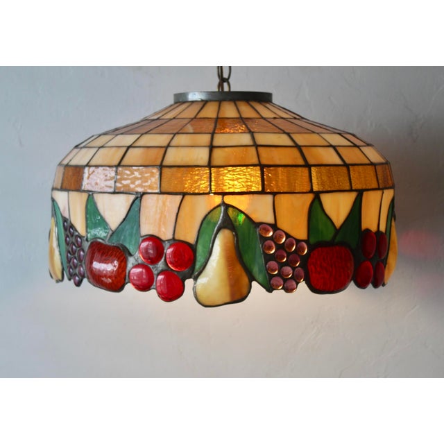 1970s Tiffany-Style Stained Glass Fruit Leaf Motif Pendant Hanging Light Fixture For Sale - Image 16 of 18