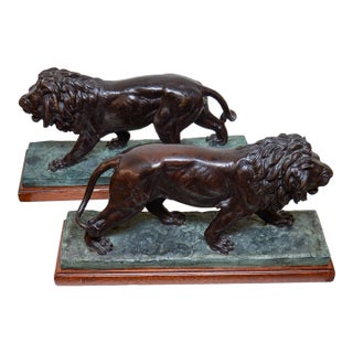Maitland-Smith Pair of Bronze Roaring Lions on Marble Base Sculpture For Sale