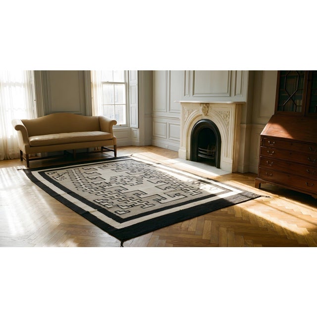 1940s Gray Beige Geometric Antique American Navajo Carpet 4'7" X 6' 10" Knotted Wool Rug For Sale - Image 12 of 12