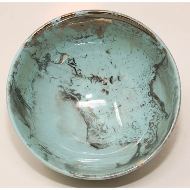 Mid-Century Modern Sascha Brastoff "Surf Ballet" Footed Bowl Aqua Blue and Silver For Sale - Image 3 of 9