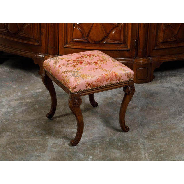 Wood English 1820s Mahogany Stool with Floral Themed Upholstery and Cabriole Legs For Sale - Image 7 of 10