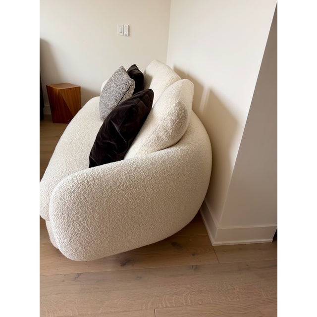 Contemporary Poliform Saint-Germain Sofa by Jean-Marie Massaud | Pristine Condition For Sale - Image 3 of 4