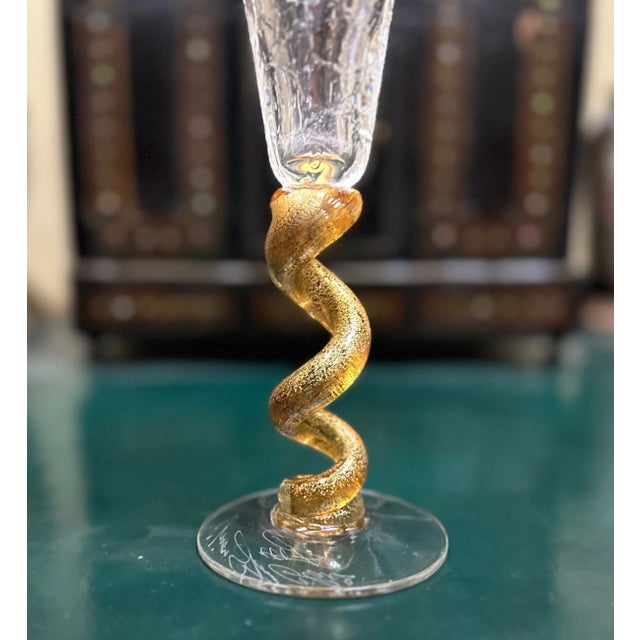 Contemporary Pair of Union Street Spiral Gold Champagne Flutes, 1996-2003 For Sale - Image 3 of 9