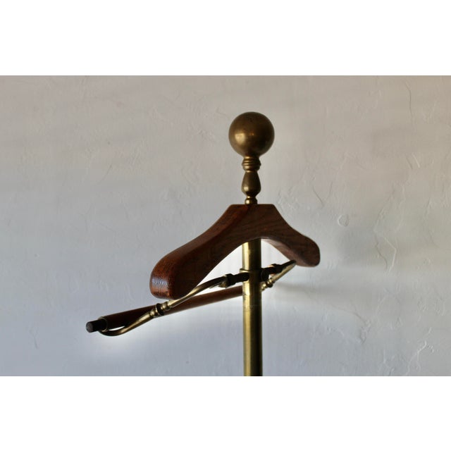 1960s Mid Century Brass Wood Valet Stand For Sale In Miami - Image 6 of 12