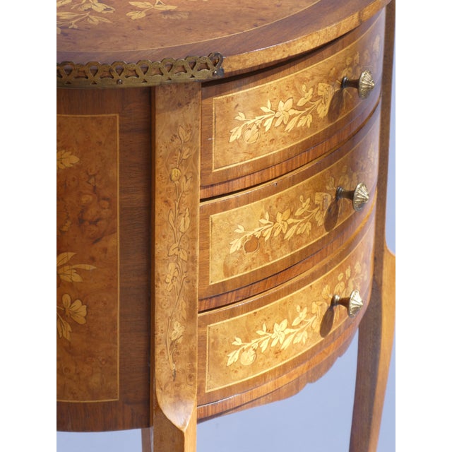 French Louis XV Nightstand with Drawers and Floral Details, 1920s For Sale - Image 10 of 14