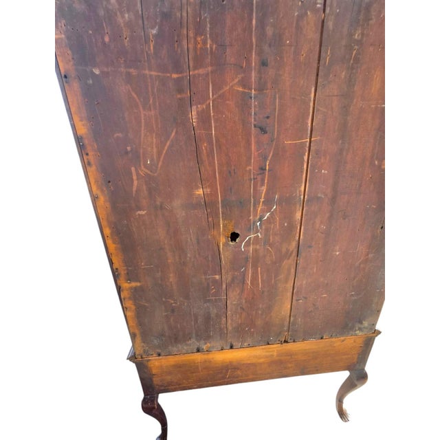 Late 18th Century Queen Anne Solid Walnut Chest/Every Section Made From One Piece of Lumber. For Sale In Philadelphia - Image 6 of 18