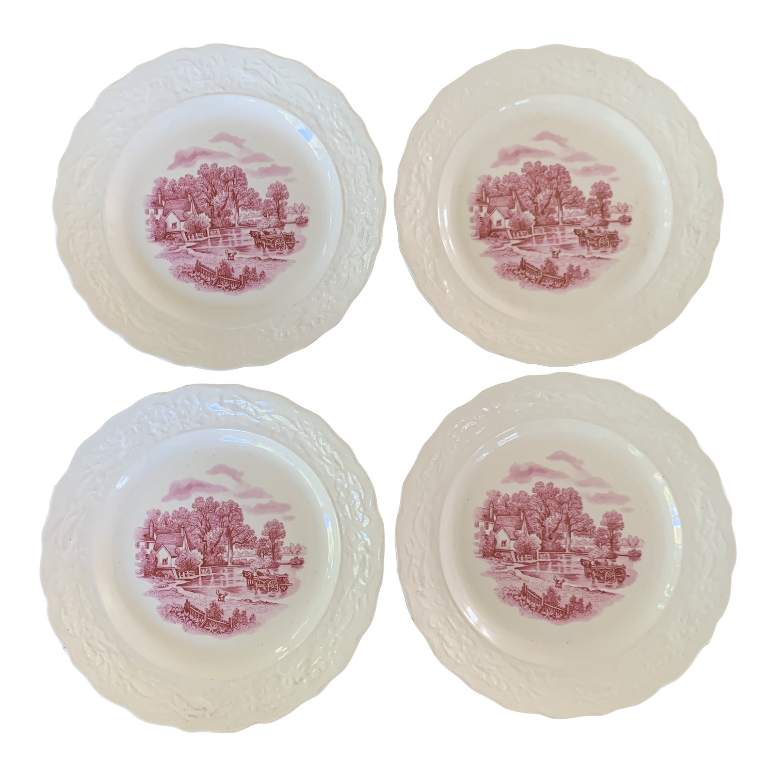 Antique Set of Red and White Decorative Dinner Plates Chairish