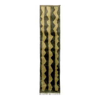 Custom Beni Mrirt Wool Runner 3' X 10' For Sale