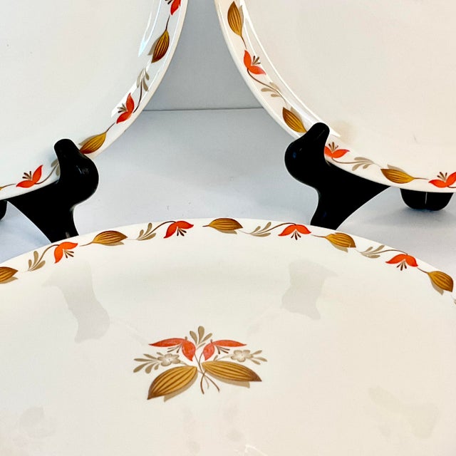 Mid-Century Modern 1950s Vintage Boho Chic Arts & Crafts Ballerina China Dinner Plates - Set of 3. For Sale - Image 3 of 8