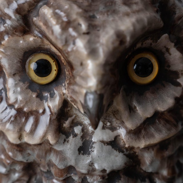 Late 19th Century 1880s Victorian Porcelain Owl Lamp For Sale - Image 5 of 14