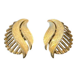 1950s Crown Trifari Signed Gold Tone Leaf Earrings – Vintage Clip-on Jewelry by Iconic American Designer, A Pair