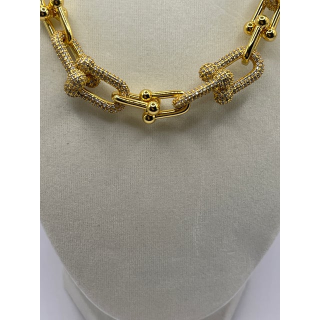 famous name small chain link 16" necklace with cz closure