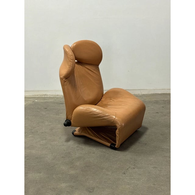 Animal Skin Vintage “Wink” Chaise Longue Model 111 by Cassina, Attributed to Toshiyuki Kita For Sale - Image 7 of 12