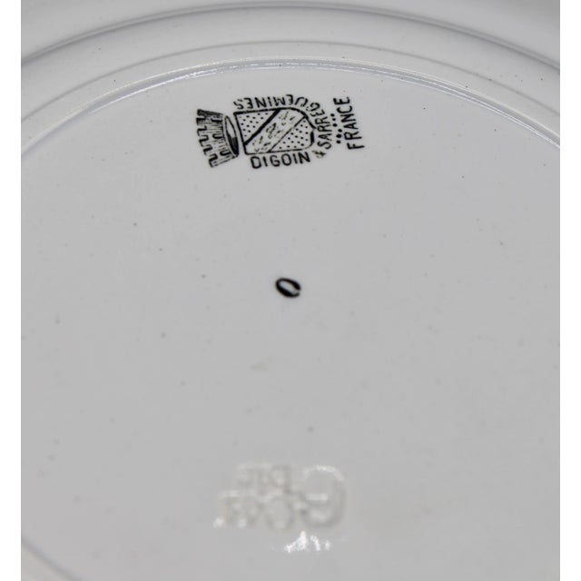 Off-white Early 20th Century French Plate “Au Violon” For Sale - Image 8 of 10