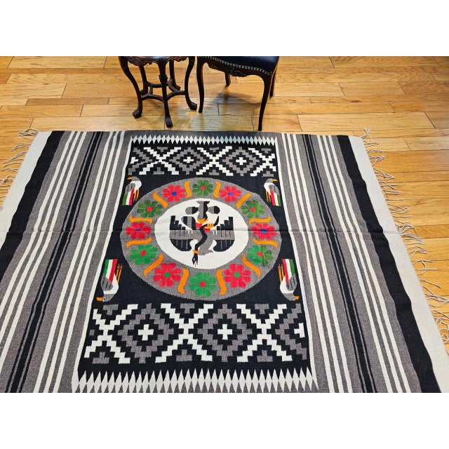 American Vintage Mexican Serape Kilim Rug, Flat-Woven Medallion Pattern, Gray & Black, 5x7 For Sale - Image 3 of 14