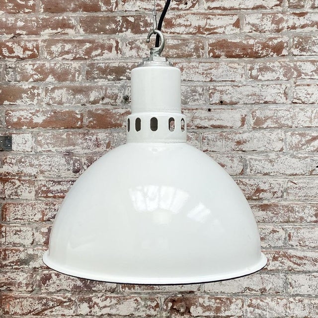 Vintage Industrial White Enamel Pendant Light from Benjamin For Sale - Image 4 of 5