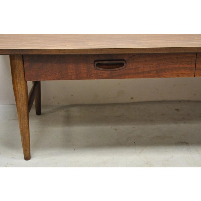 Lane Mid Century Modern 56" Long Surfboard Laminate Top Coffee Table With Drawer For Sale - Image 9 of 11