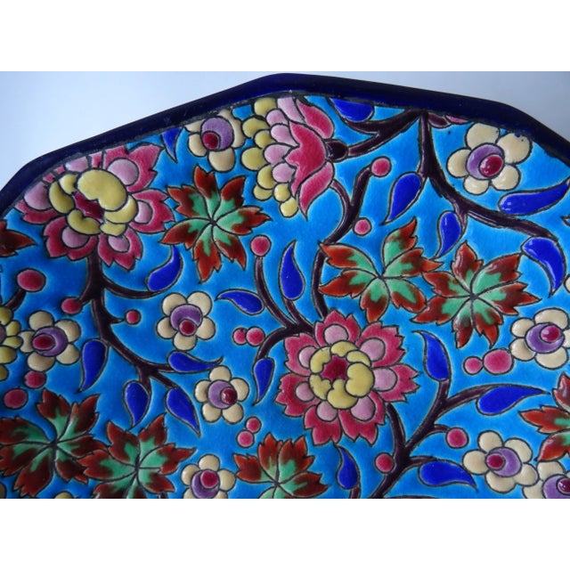 Enamel Bowl from Longwy, France, 1920s, in Very Good conditions. Designed 1920 to 1949 This piece has an attribution mark,...