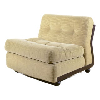 Amanta Lounge Chair in Beige Corduroy with Fiberglass Shell by Mario Bellini for C&B Italia, 1970s For Sale