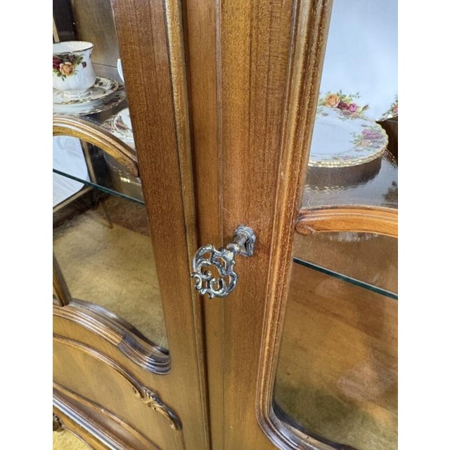 Brown Classic Baroque Style Display Cabinet, 1940 For Sale - Image 8 of 13