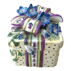 Fitz and Floyd Flower Trinket Box