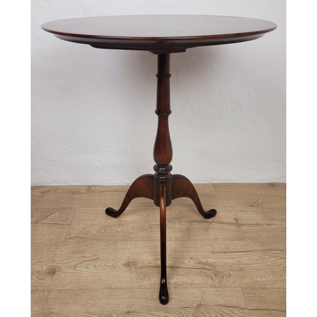 Mid-Century English Tripod Occasional Tilt Top Table, 1940 For Sale - Image 15 of 18
