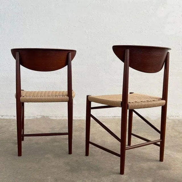 Pair of 1960s Peter Hvidt and Orla Molgaard Nielsen Teak and Rope Model 316 Chairs For Sale In New York - Image 6 of 10