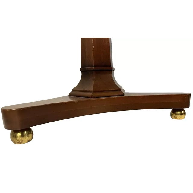 1970s Vintage Kittinger Furniture Round Wood Pedestal Table Pattern T252 For Sale In Chicago - Image 6 of 11