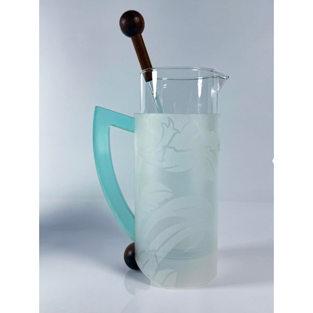 Ice bucket: h: 16, d: 15 carafe: h: 25, d: 10 stirrer: 29cm tray: 49cm x 36 ice cube tongs: 21cm this piece has an...