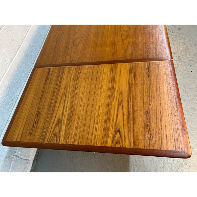 MM Moreddi Mid 20th Century Skovmand & Andersen for Moreddi Teak Draw-Leaf Dining Table For Sale - Image 4 of 16