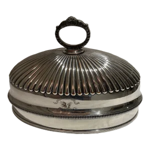 Vintage Silver Plate Meat Cover With English Emblem on Cover