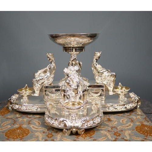 English Silver Plate Centrepiece, 1930 For Sale - Image 10 of 18