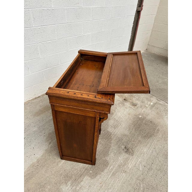 Late 19th Century Oak Reception Desk For Sale - Image 9 of 13