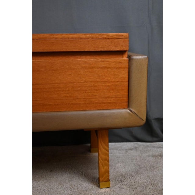 Teak and Nubuck Dressing Table attributed to R. Landault, 1970, Set of 3 For Sale - Image 10 of 18