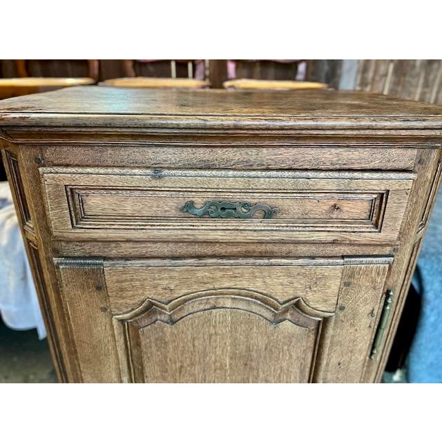 Wood Early 1900s Oak Louis XIV French Jelly Cabinet For Sale - Image 7 of 13