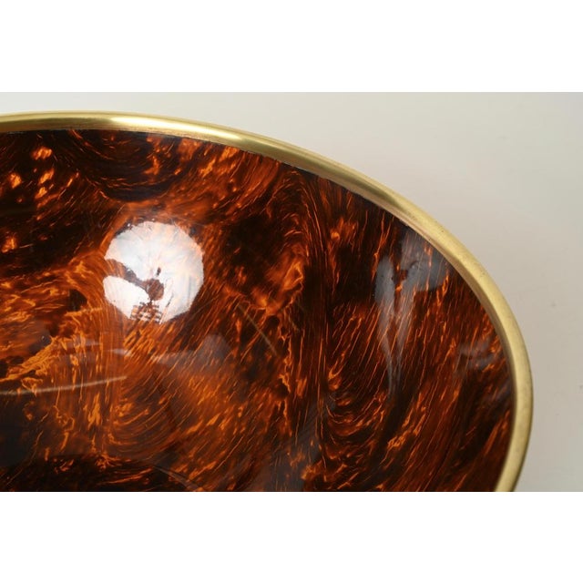 1970s Large Decorative Bowl in Tortoiseshell Acrylic Glass and Brass from Dior, Italy, 1970s For Sale - Image 5 of 12