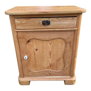 Antique Scrubbed Pine Side Table or Nightstand Circa 1910 For Sale