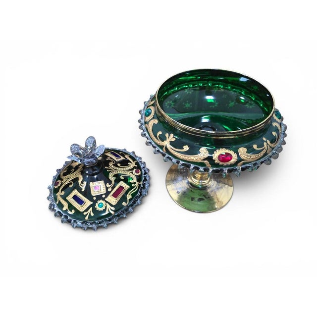 Venetian Emerald Green Glass Covered Bonbonnière with Gilt Decoration and Jewele, 1950 For Sale - Image 10 of 14