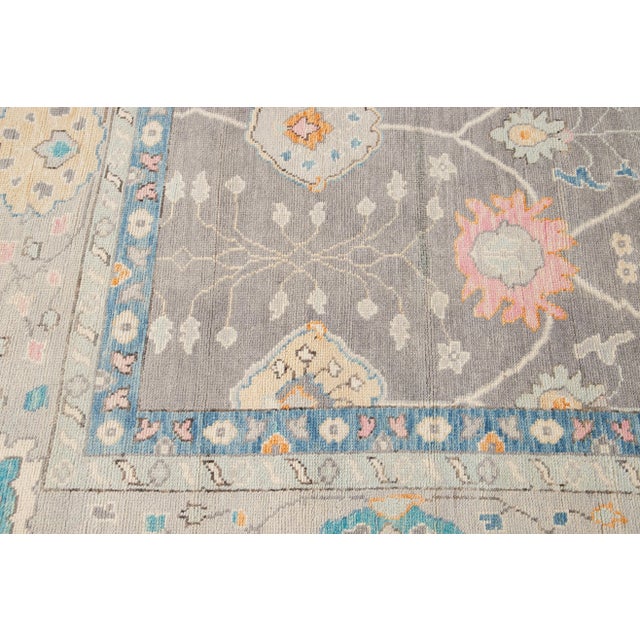 2020s 13 X 15 Contemporary Oushak Style Gray Wool Rug Handmade With Floral Design For Sale - Image 5 of 10