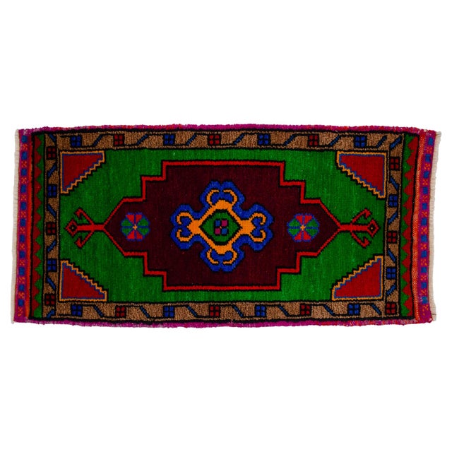 Green Hand Made Oushak Rug. Colorful Mini Rug, Bath Mat, Kitchen Sink Decor 1'6" X 3'1" For Sale - Image 8 of 14