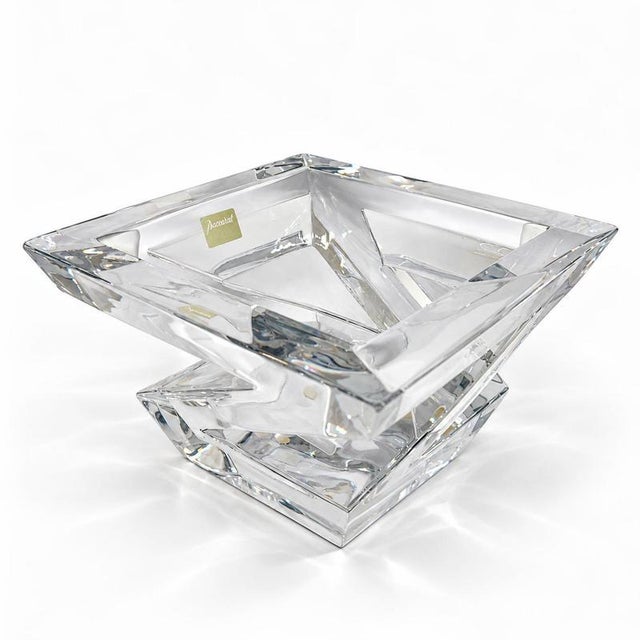 Baccarat - "Architecture" Crystal Goblet/Centerpiece - Nicolas Triboulot - France, c. 1990. An imposing goblet or...