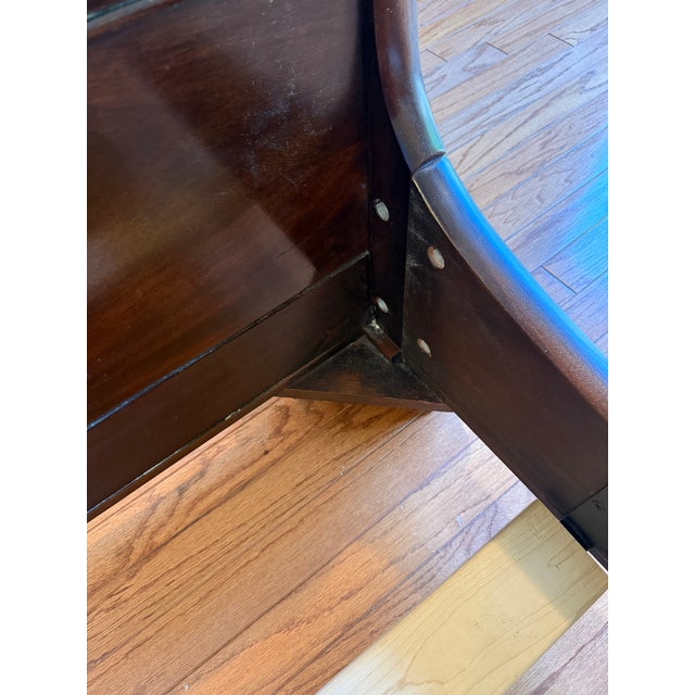 Stickley / E J Audi Mahogany Queen Sleigh Bed - Hampton Full Sheen Finish For Sale In New York - Image 6 of 11