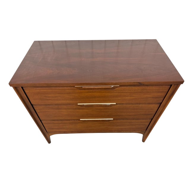 Mid-Century Modern Kent Coffey "Impact" Walnut Bachelor Chest For Sale In Philadelphia - Image 6 of 10